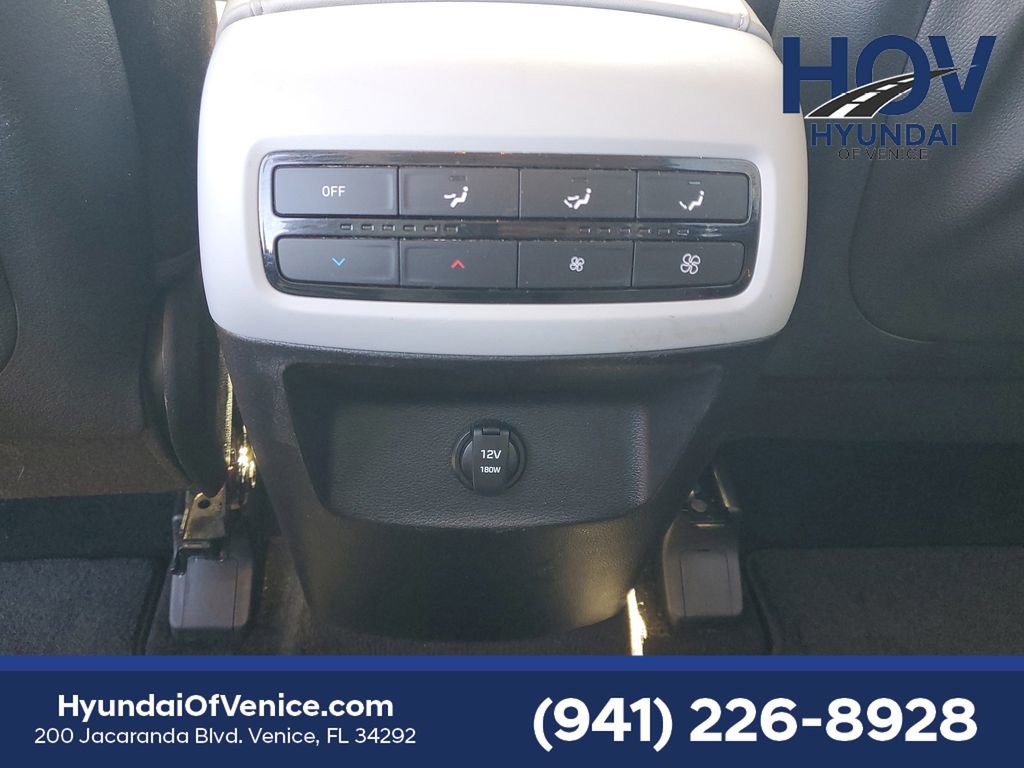 Used 2023 Hyundai Palisade SE image 25