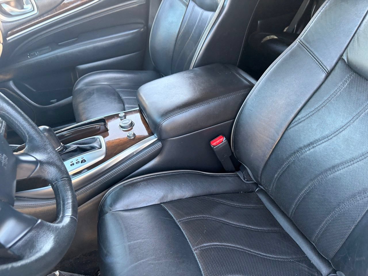 Used 2013 INFINITI JX35 FWD w/ Premium Pkg image 19