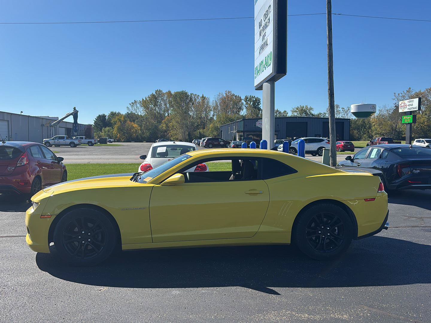 Used 2015 Chevrolet Camaro LS RWD image 3