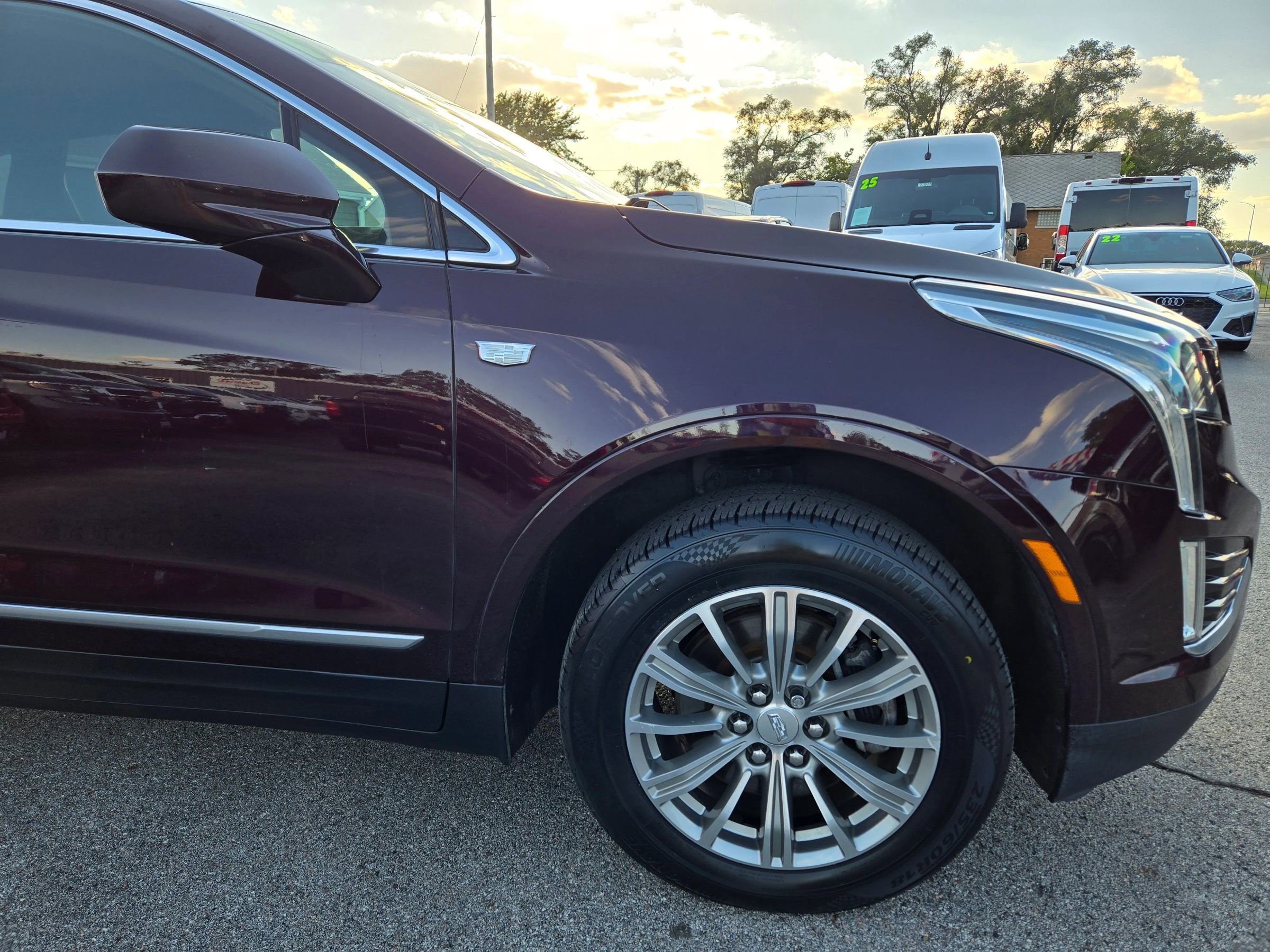 Used 2017 Cadillac XT5 Luxury w/ Driver Awareness Package image 14