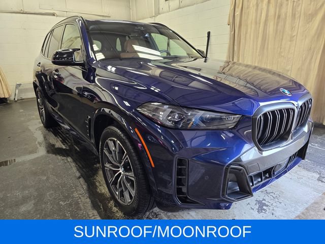 Used 2025 BMW X5 M60i AWD/4WD image 4