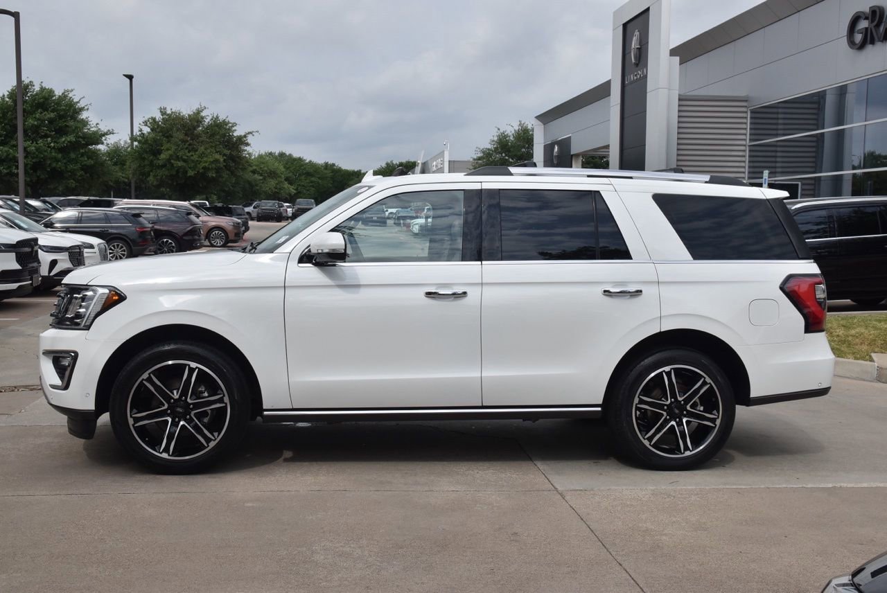 Used 2021 Ford Expedition Limited image 12