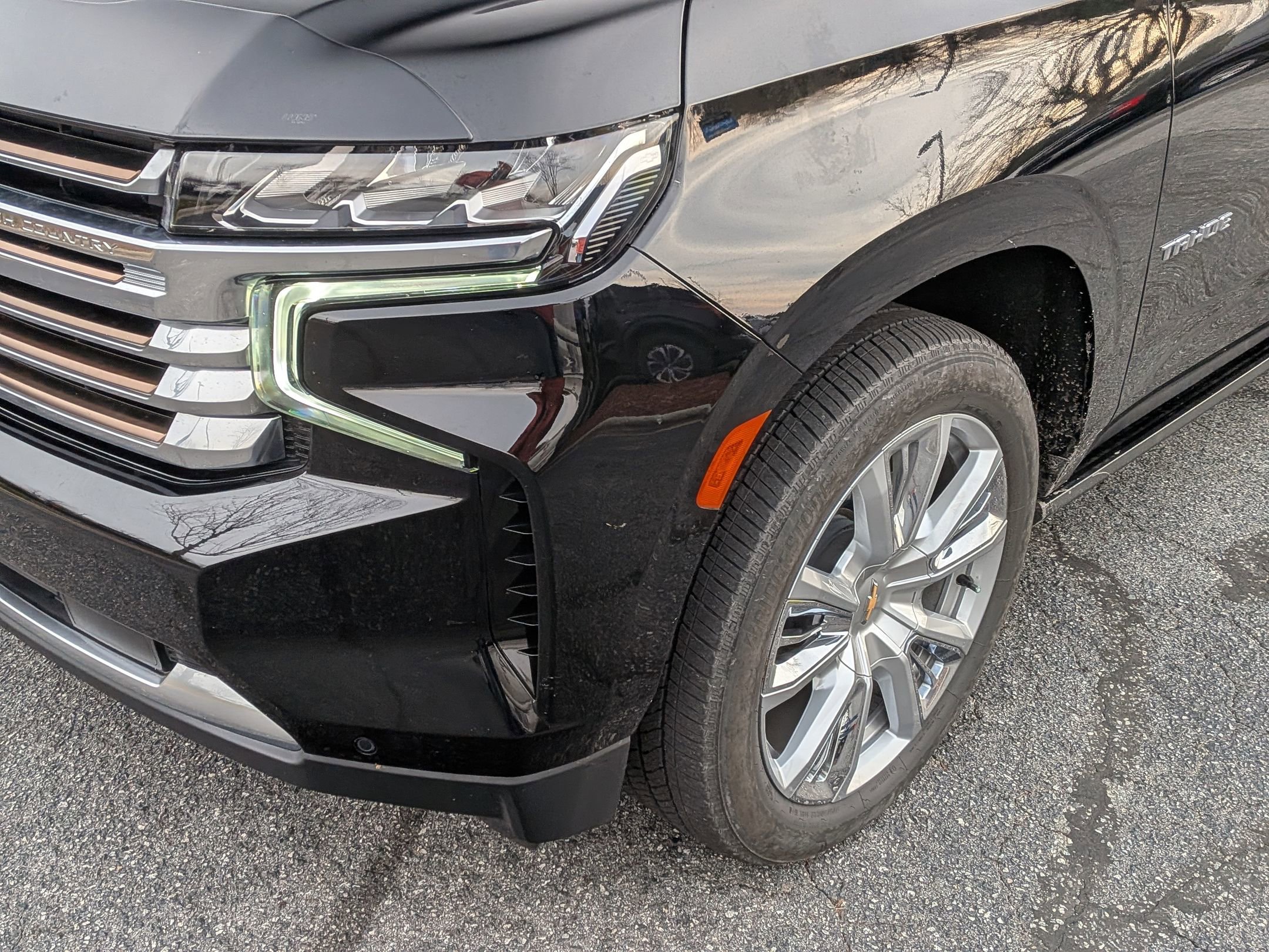 Used 2022 Chevrolet Tahoe High Country image 11