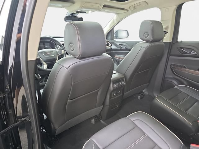 Used 2023 GMC Acadia Denali AWD/4WD image 12