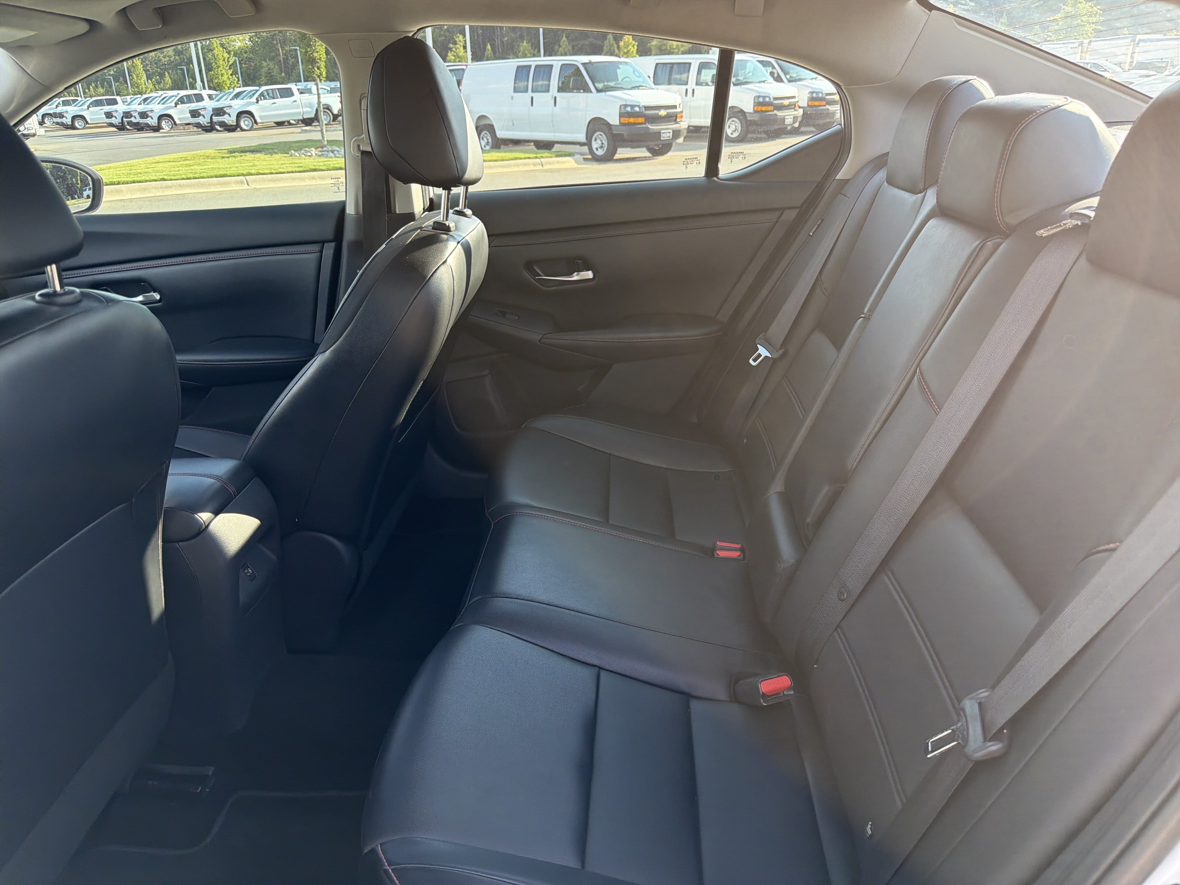 Used 2022 Nissan Sentra SR w/ SR Premium Package FWD image 30