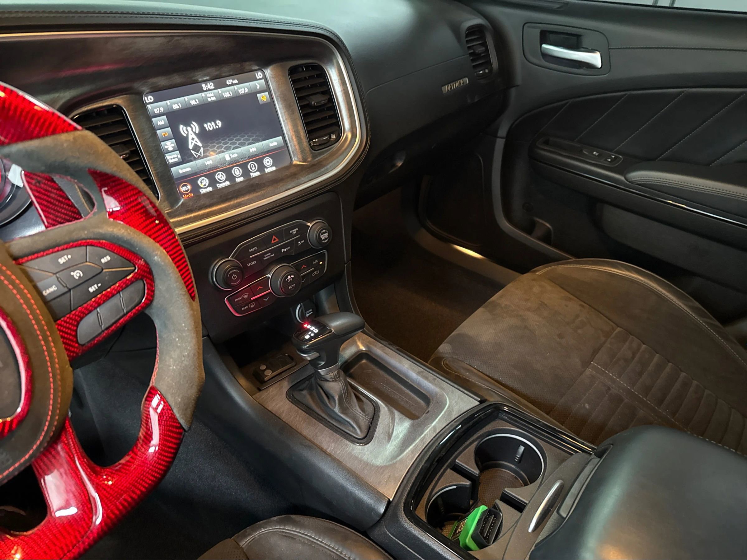 Used 2023 Dodge Charger R/T w/ Daytona Edition Group image 16