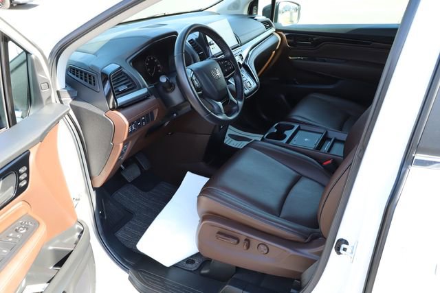Used 2025 Honda Odyssey Touring image 12