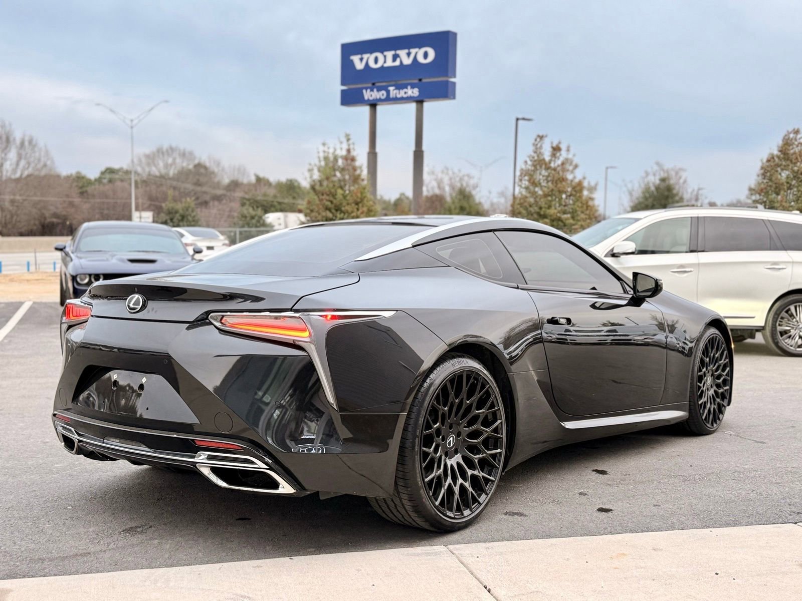 Used 2018 Lexus LC 500 Coupe image 10