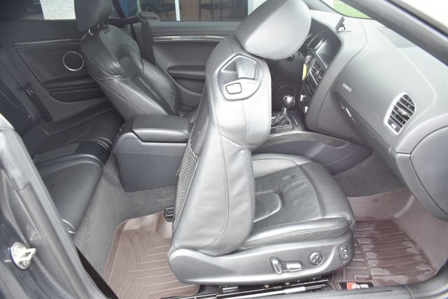 Used 2015 Audi RS 5 Cabriolet w/ Black Optic Plus Package image 36