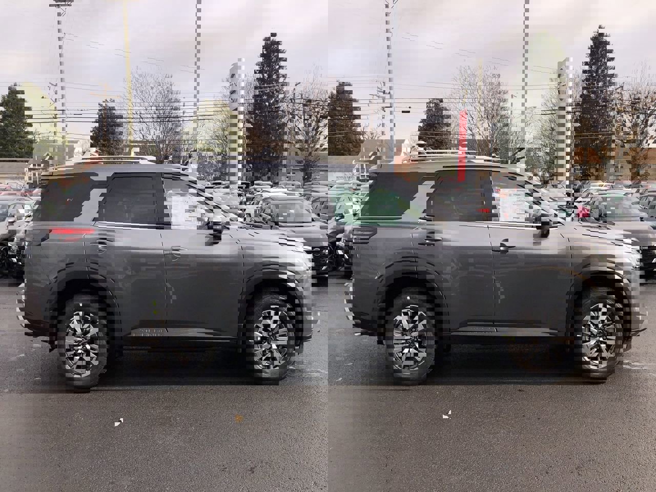 New 2025 Nissan Pathfinder SL image 14