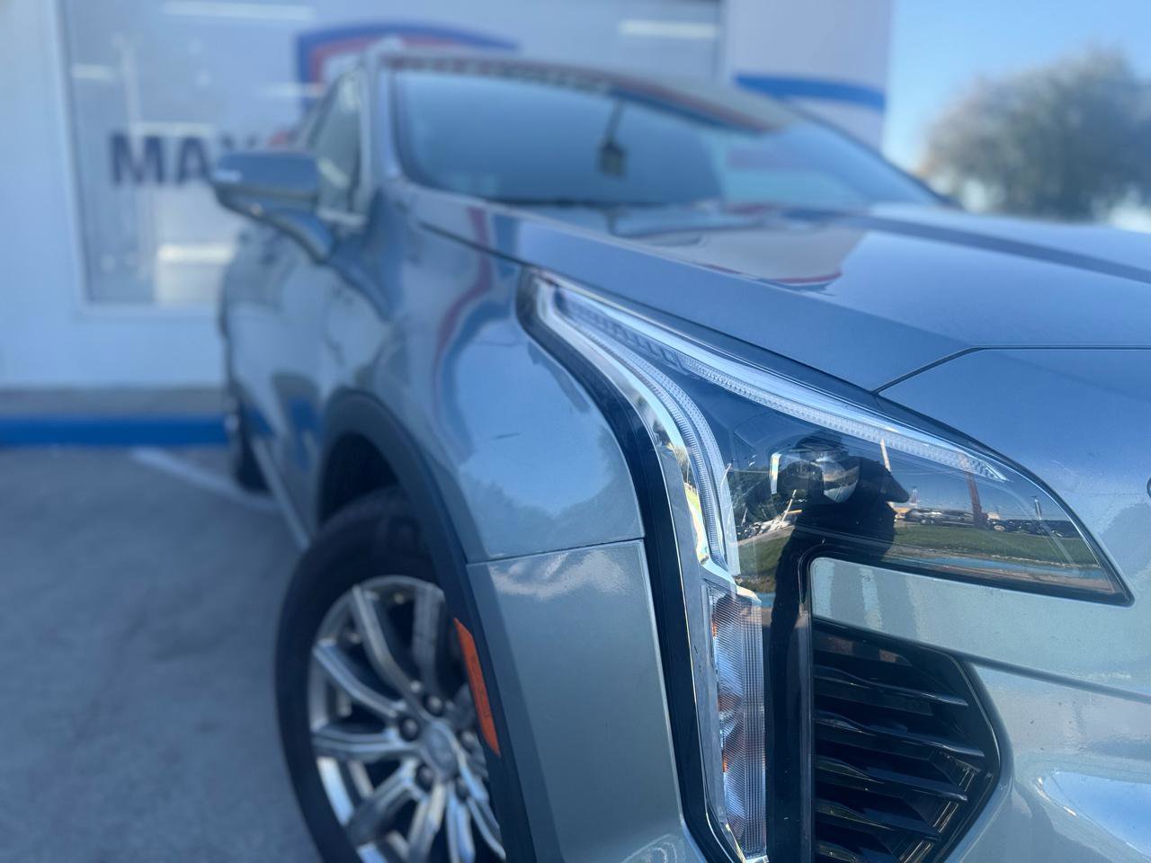 Used 2023 Cadillac XT4 Premium Luxury image 19