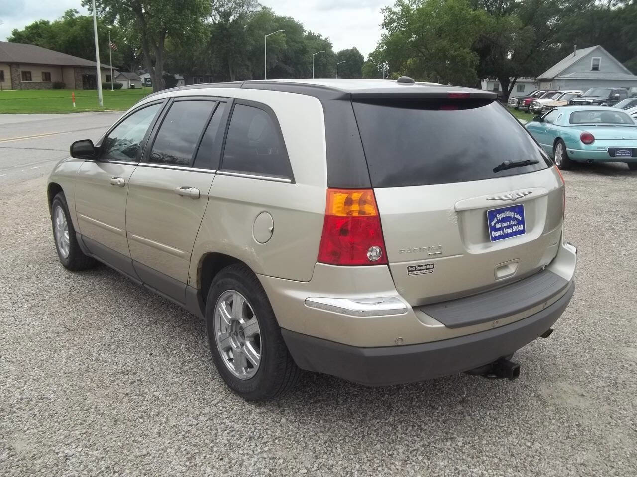 Used 2005 Chrysler Pacifica Touring image 6