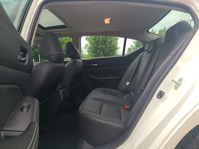 Used 2019 Nissan Altima 2.5 SL FWD image 24