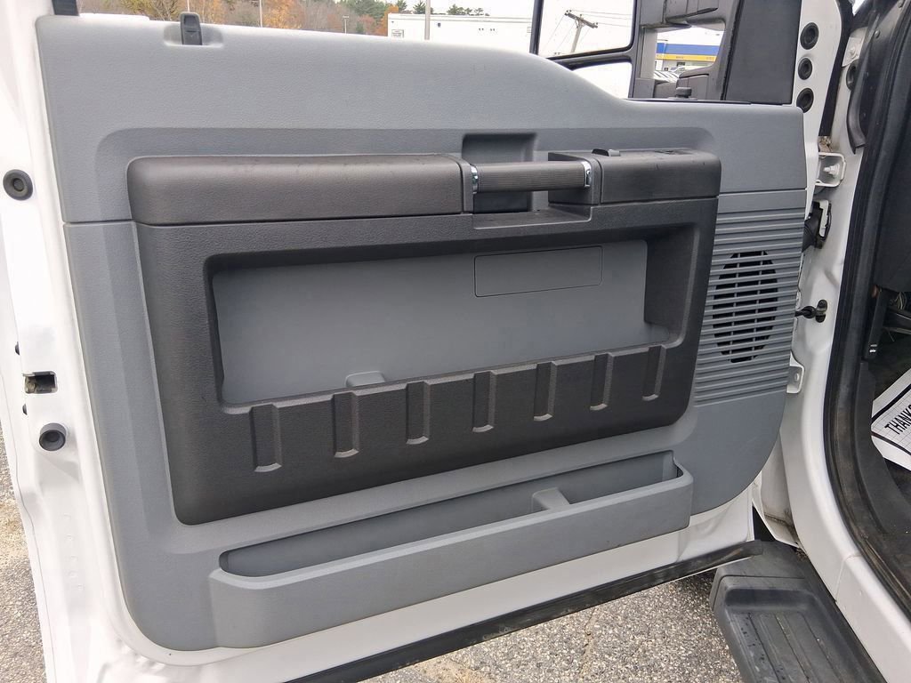 Used 2016 Ford F250 XL w/ XL Appearance Package image 11