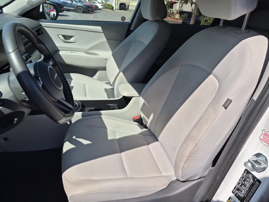Used 2025 Hyundai Kona SEL FWD image 25