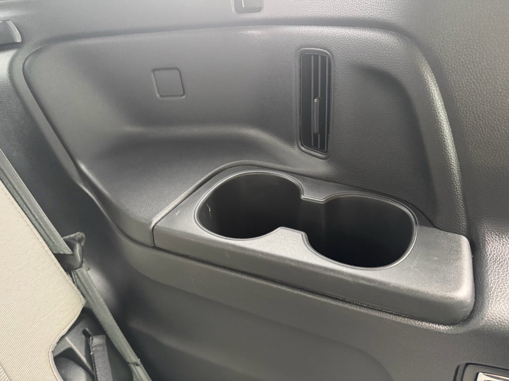 Used 2024 Honda Pilot LX image 18