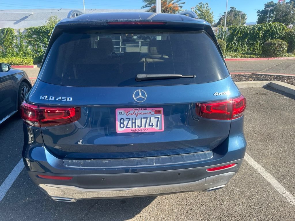 Used 2021 Mercedes-Benz GLB 250 4MATIC image 13