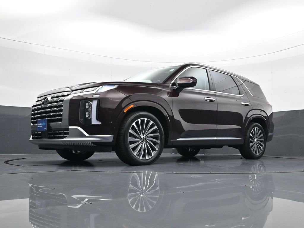 Used 2023 Hyundai Palisade Calligraphy image 22