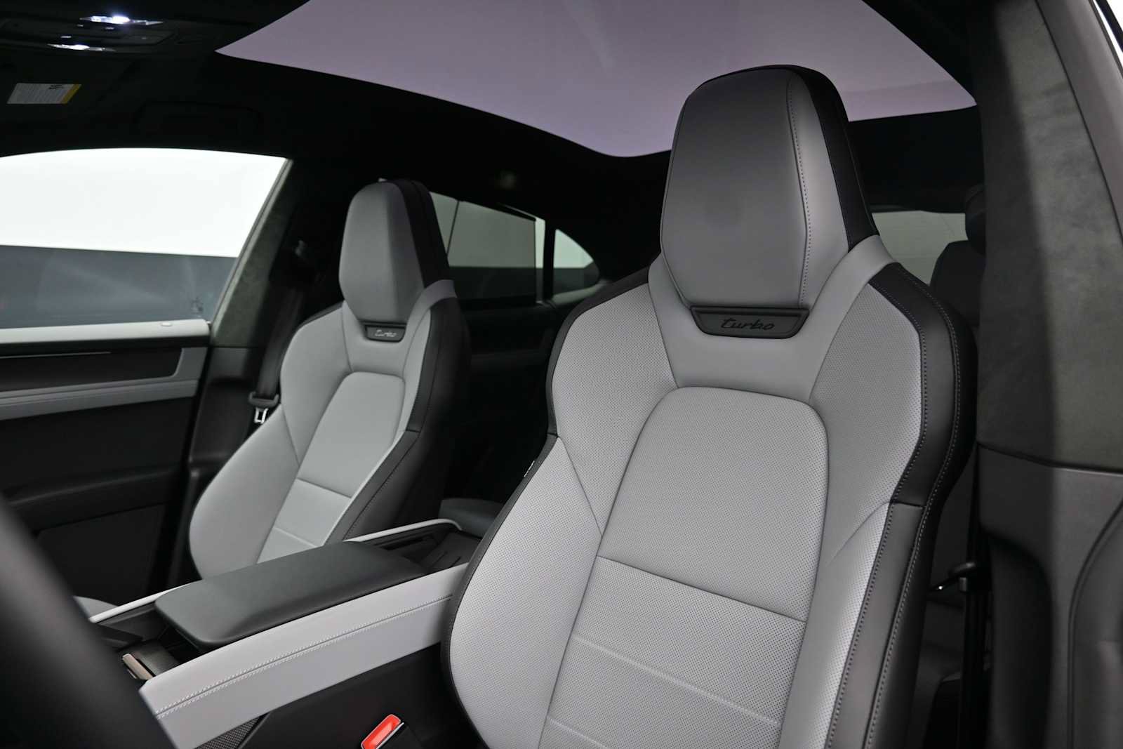 New 2026 Porsche Cayenne Turbo AWD/4WD image 5