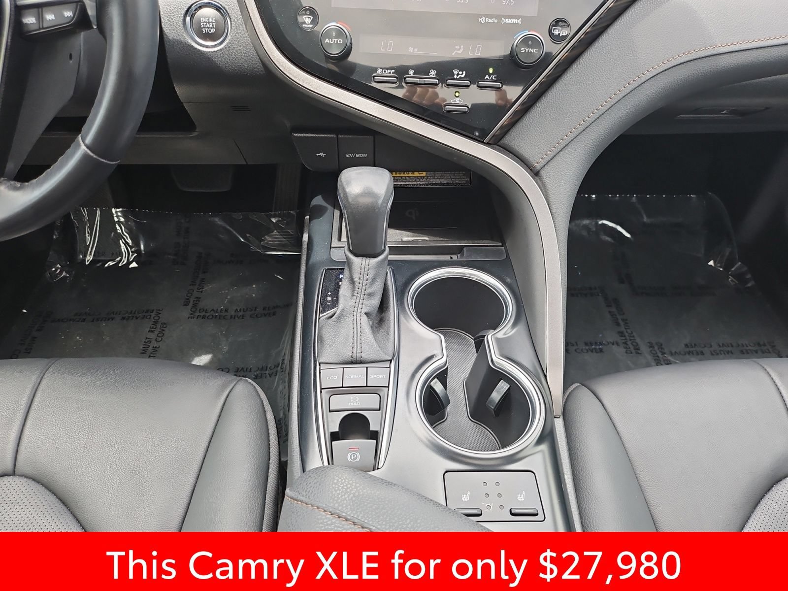 Used 2020 Toyota Camry XLE FWD image 31