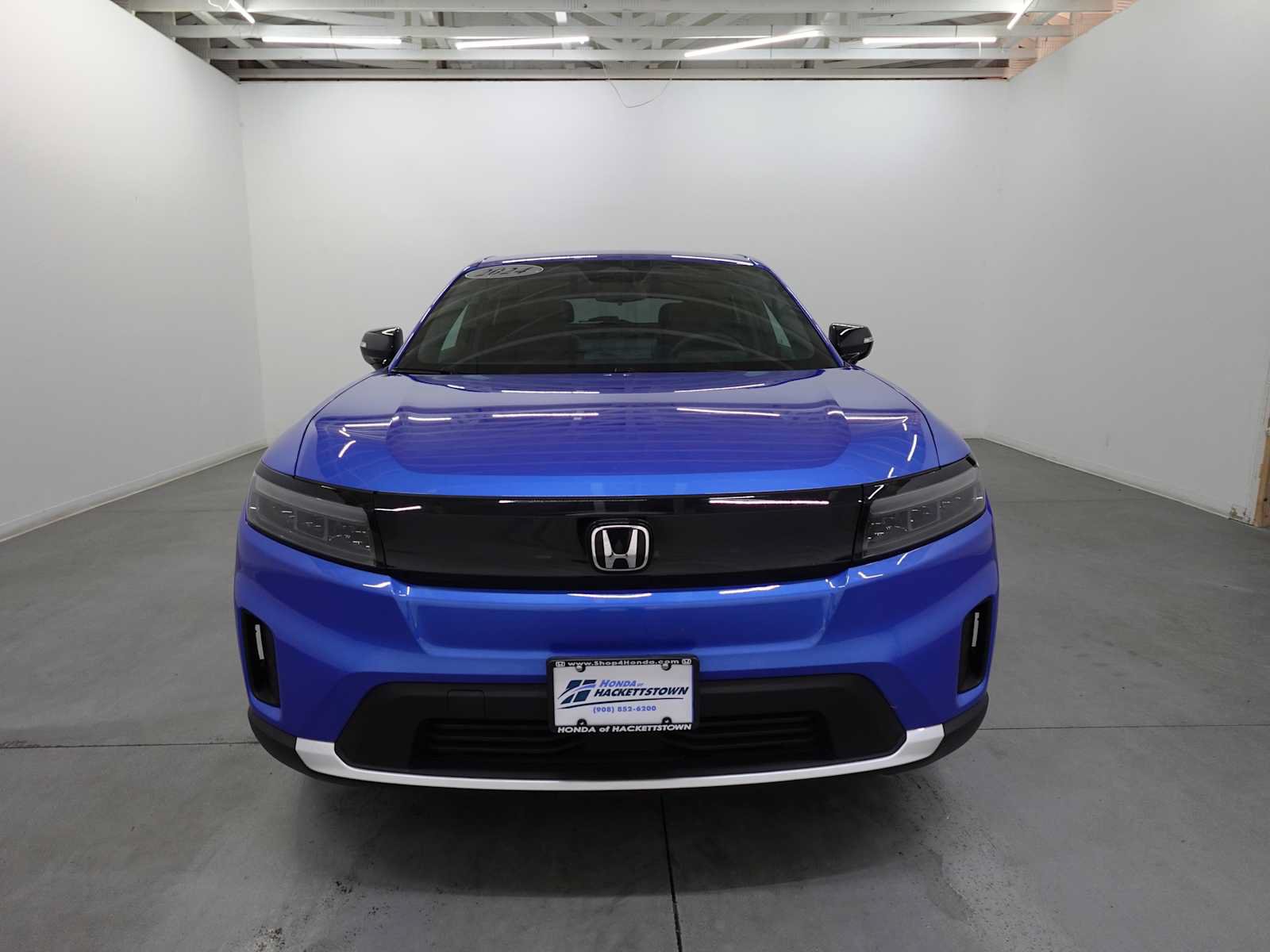Used 2024 Honda Prologue EX image 2