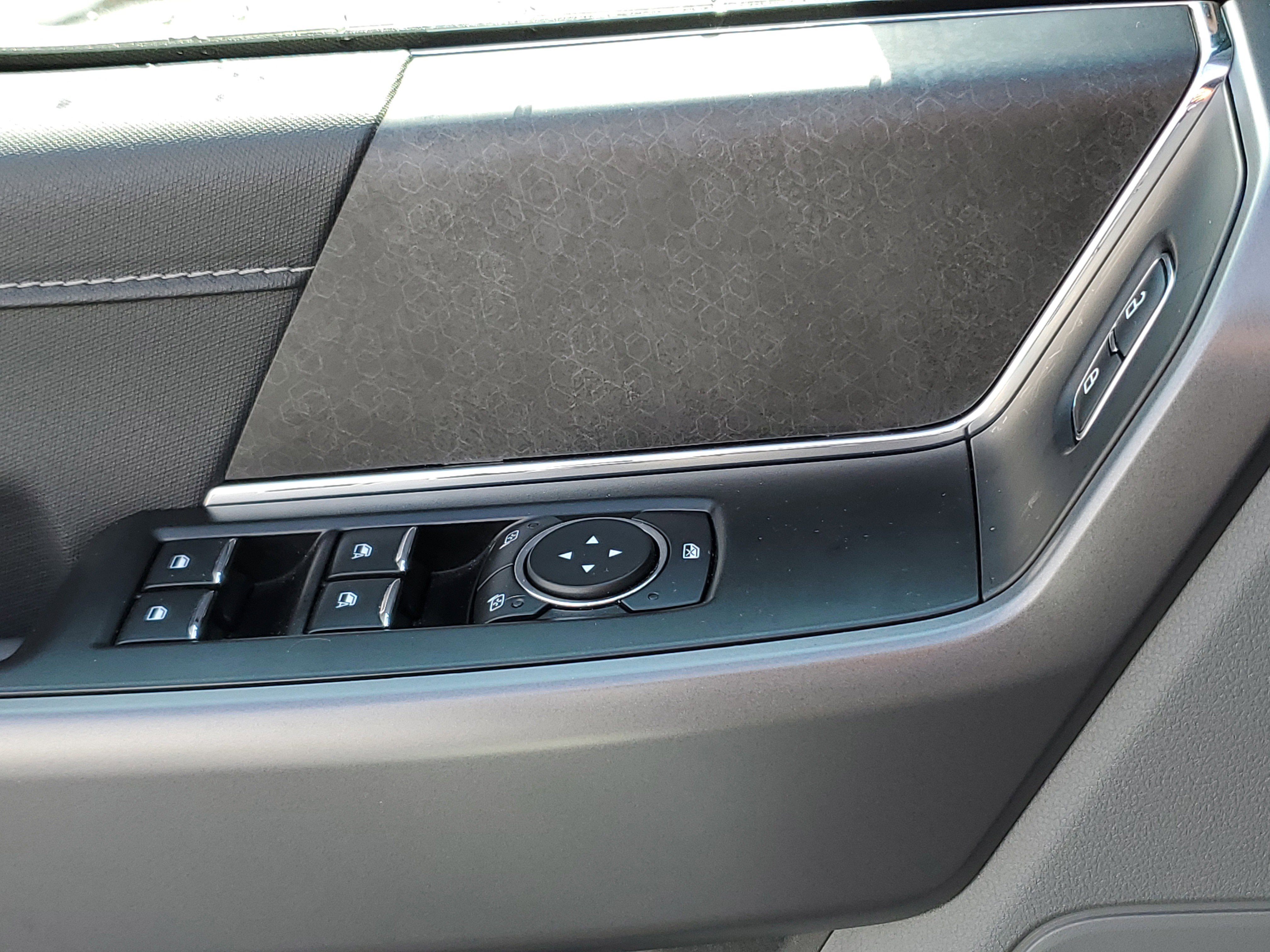 Used 2025 Ford F150 XLT w/ Equipment Group 301A Standard image 22