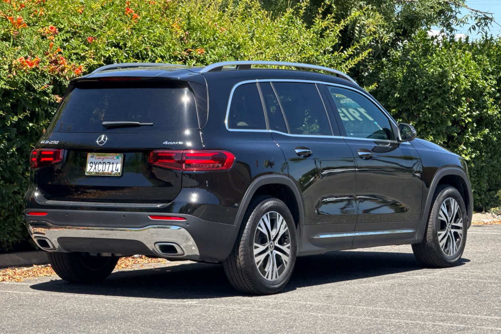 Certified 2025 Mercedes-Benz GLB 250 4MATIC image 3