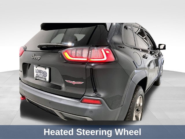 Used 2019 Jeep Cherokee Trailhawk w/ Comfort & Convenience Group AWD/4WD image 32