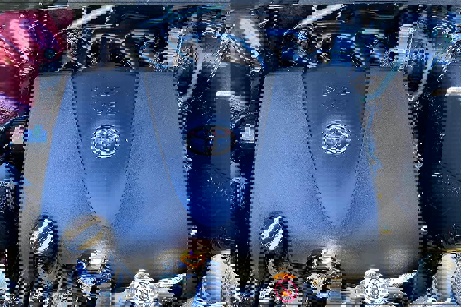 Used 2018 Toyota Highlander XLE image 32