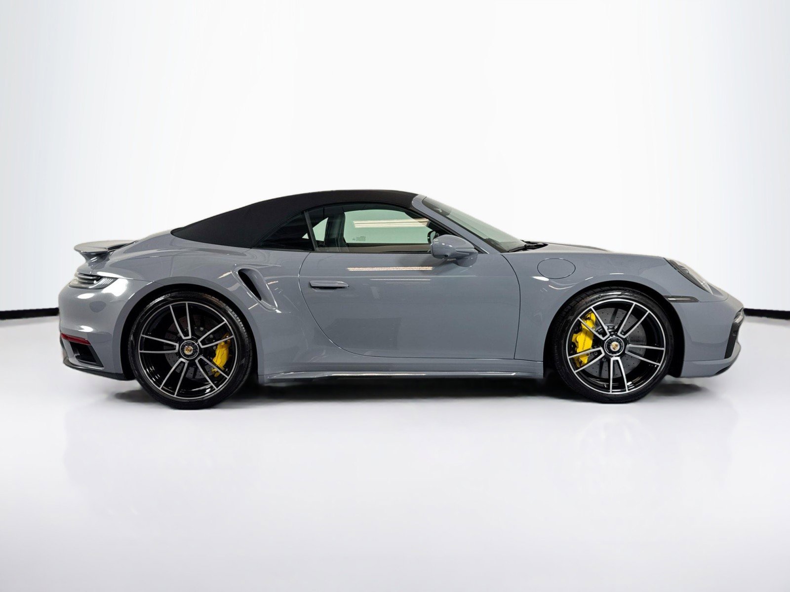 Certified 2024 Porsche 911 Turbo S image 8