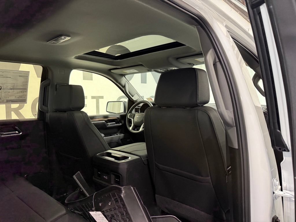 New 2026 Chevrolet Silverado 1500 RST w/ Z71 Off-Road Package AWD/4WD image 19