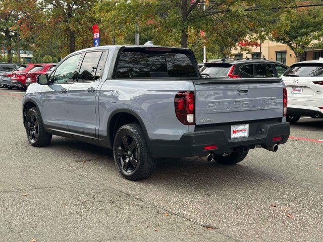 Used 2025 Honda Ridgeline Black Edition image 6