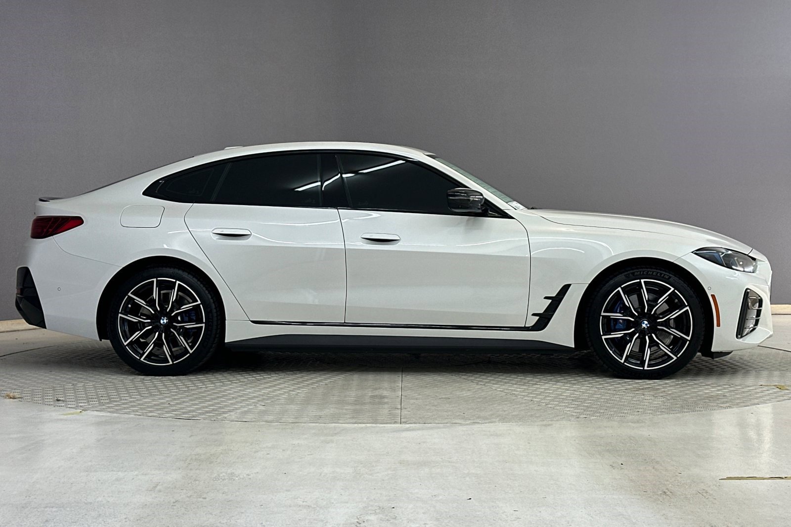 Certified 2025 BMW i4 eDrive40 w/ M Sport Package RWD image 7