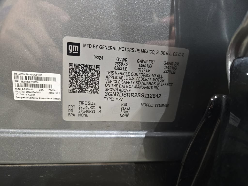 New 2025 Chevrolet Equinox EV RS w/ LPO, Illumination Package AWD/4WD image 36
