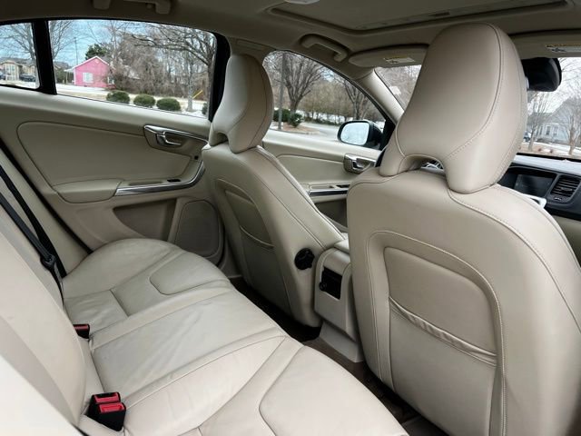 Used 2013 Volvo S60 T5 image 18
