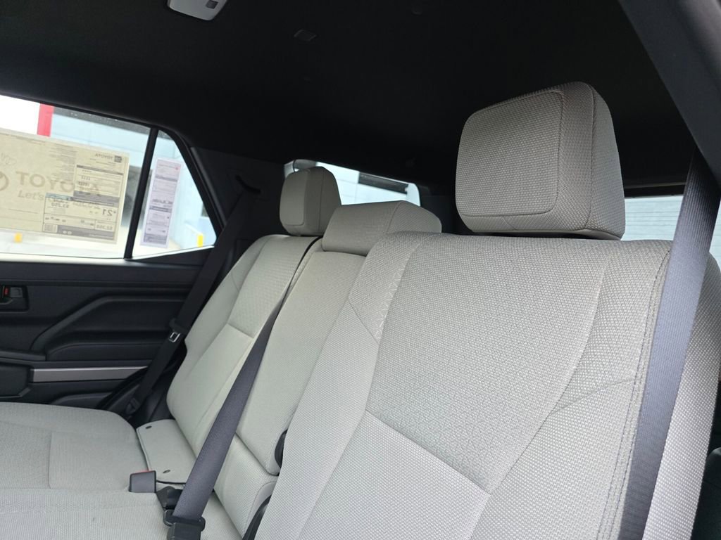 New 2026 Toyota 4Runner SR5 AWD/4WD image 20
