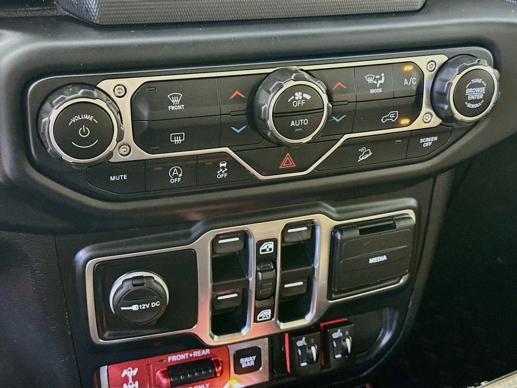 Used 2019 Jeep Wrangler Unlimited Rubicon AWD/4WD image 18