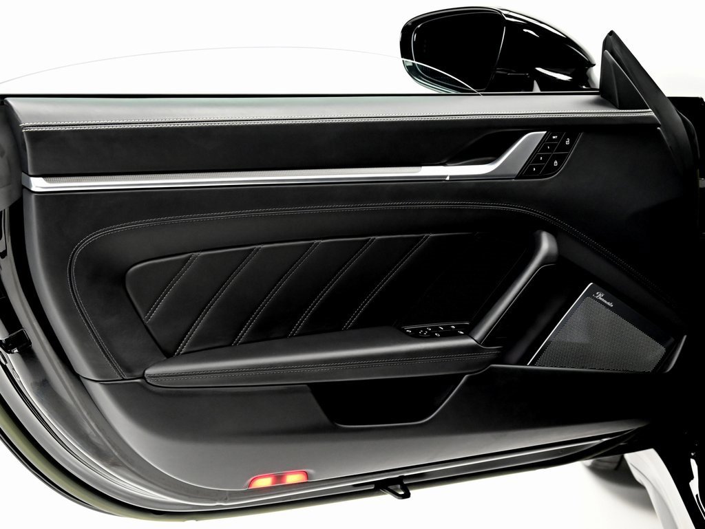 Used 2023 Porsche 911 Turbo S image 20