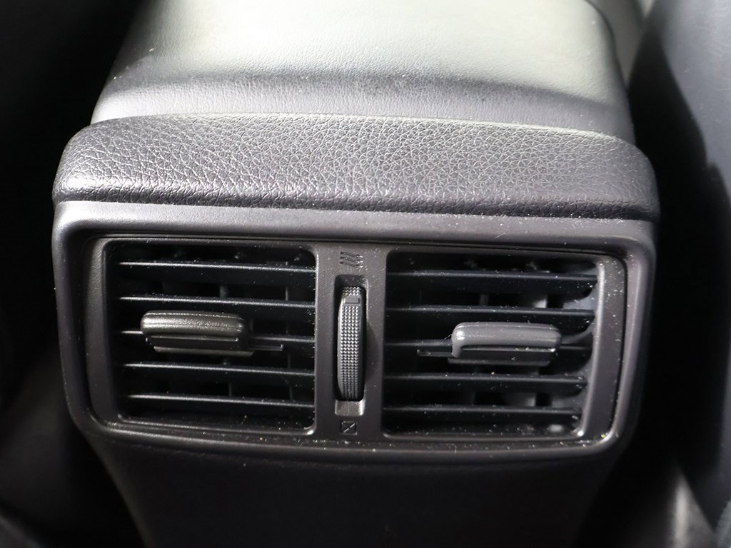 Used 2022 Nissan Rogue Sport SL image 49