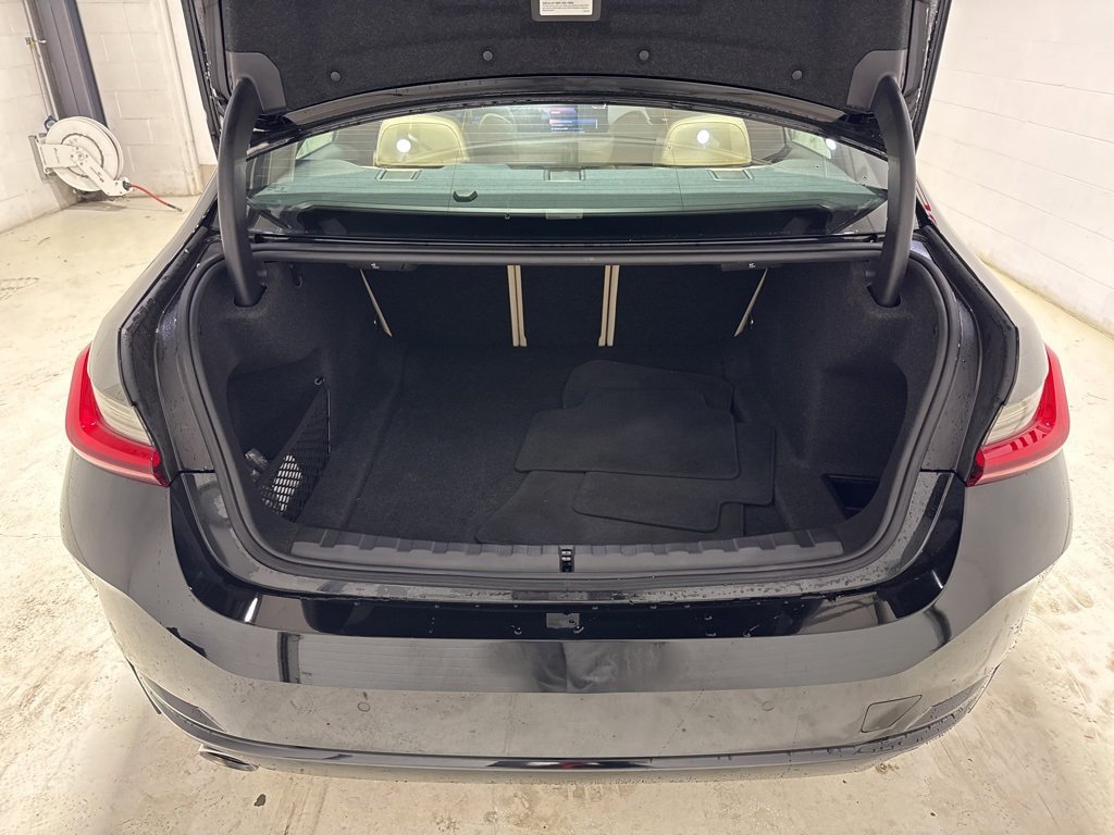 Used 2024 BMW 330i xDrive Sedan w/ Convenience Package image 36