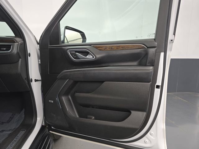 Used 2021 Chevrolet Suburban Premier w/ Premium Package image 47