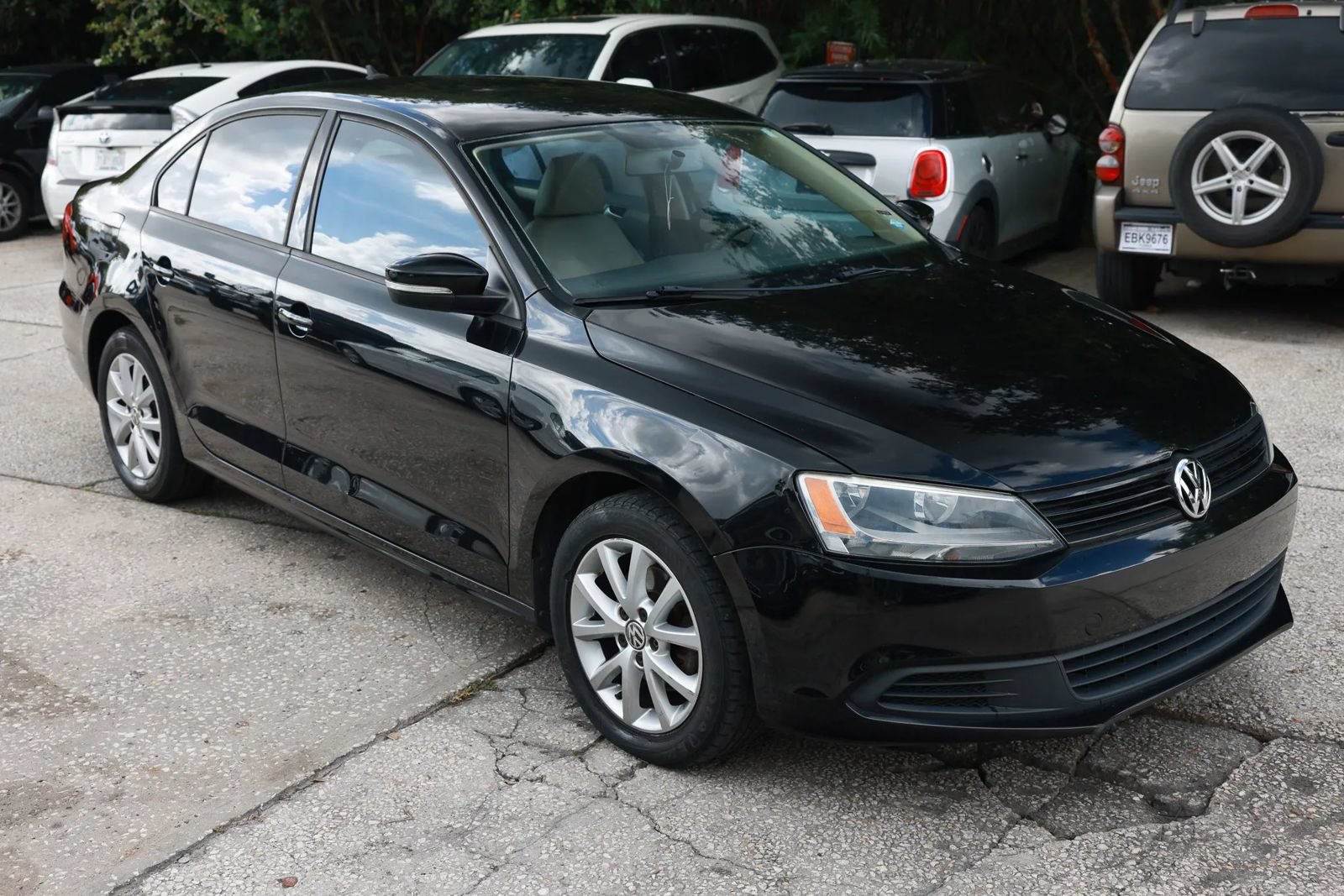 Used 2012 Volkswagen Jetta SE FWD image 8