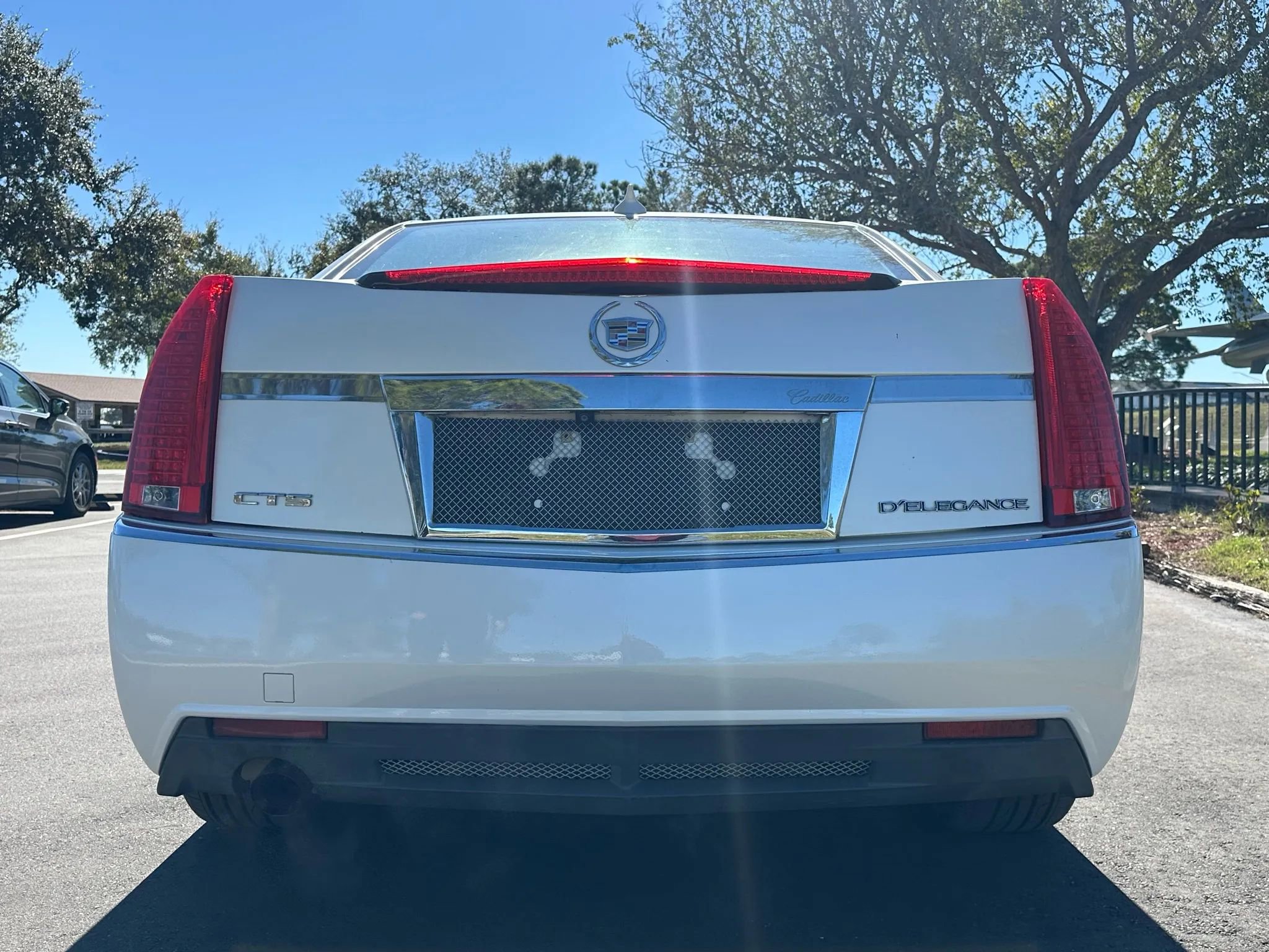 Used 2011 Cadillac CTS Luxury image 9