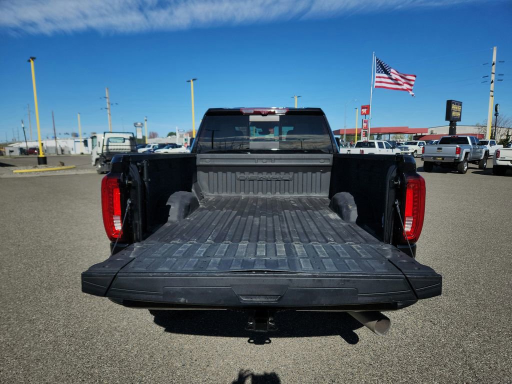 Used 2022 GMC Sierra 2500 Denali w/ Denali Black Diamond Edition image 35