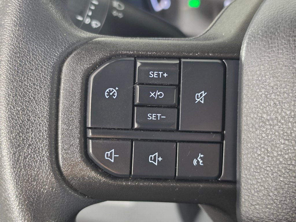Used 2025 Ford F250 XLT w/ FX4 Off-Road Package AWD/4WD image 24