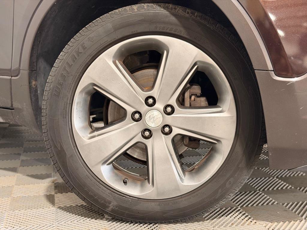 Used 2013 Buick Encore Leather AWD/4WD image 39