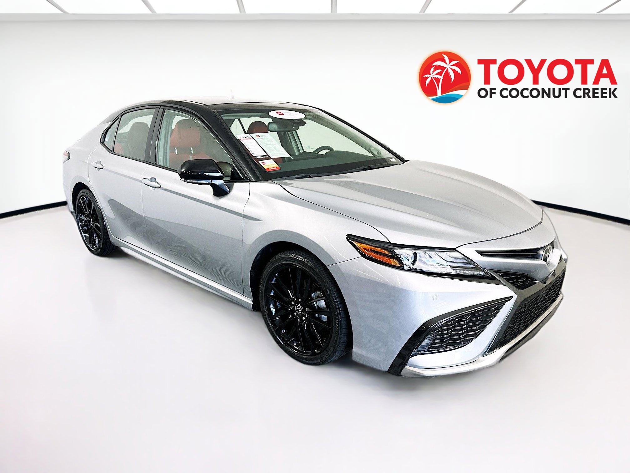 Used 2024 Toyota Camry XSE w/ Navigation Package FWD image 1