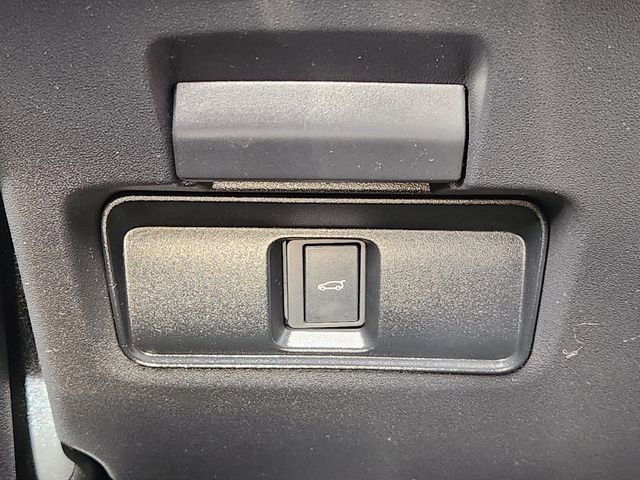 Used 2024 Land Rover Discovery Sport Dynamic SE image 21