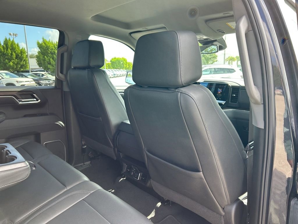 Used 2025 GMC Sierra 1500 SLT image 40