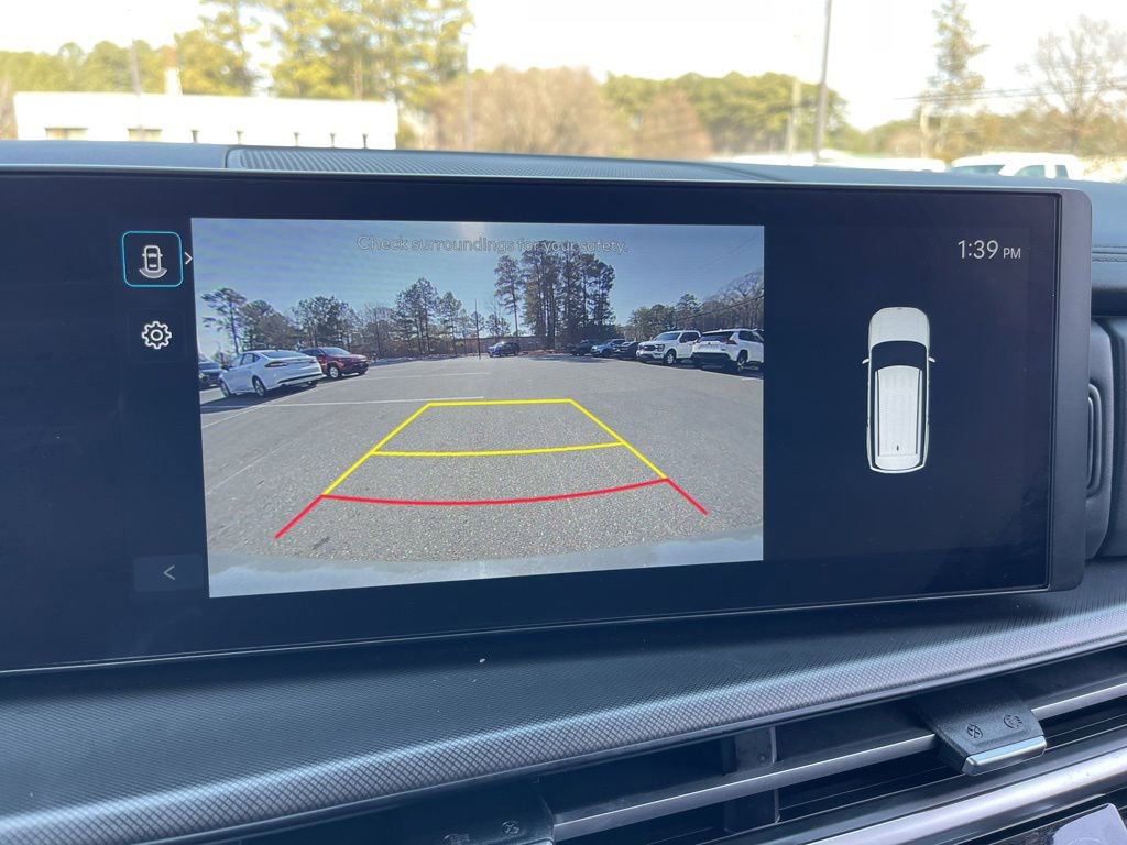 Certified 2025 Hyundai Santa Fe SEL image 11